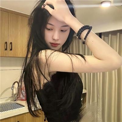 阿薇尔与虚构世界
